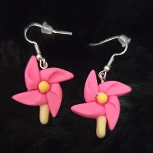 Earrings, Pink Pinwheel  NWOT